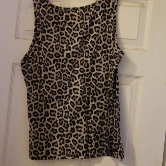 Top - Picture 3 of 3